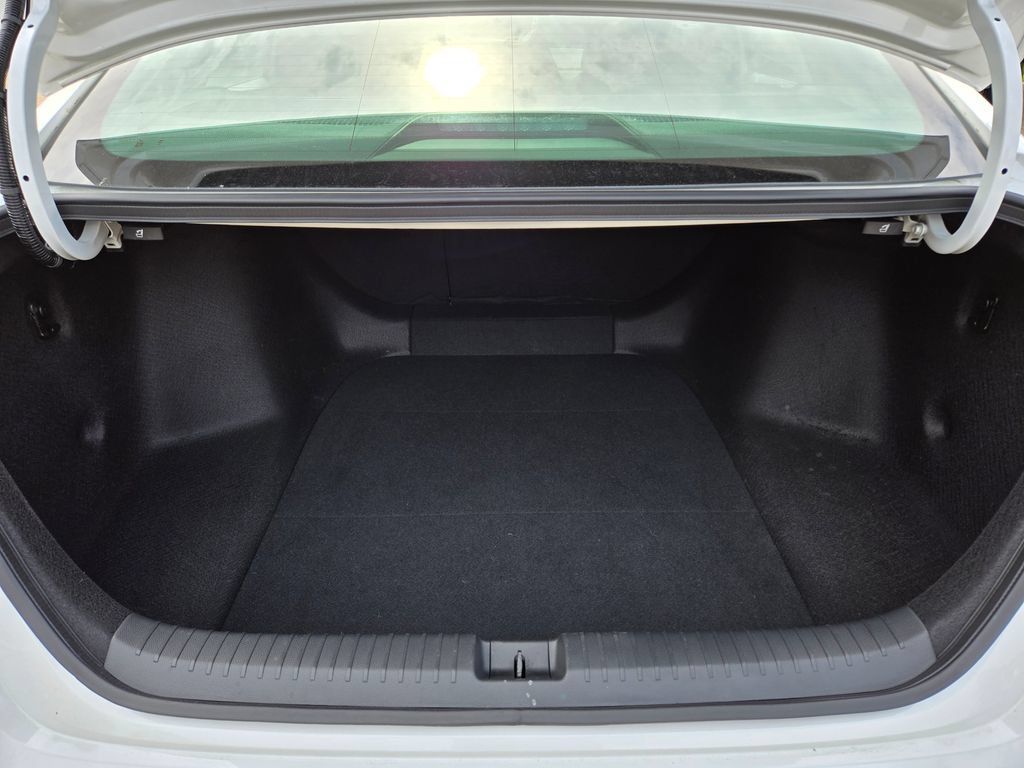 Used 2023 Honda Accord Sport image 11