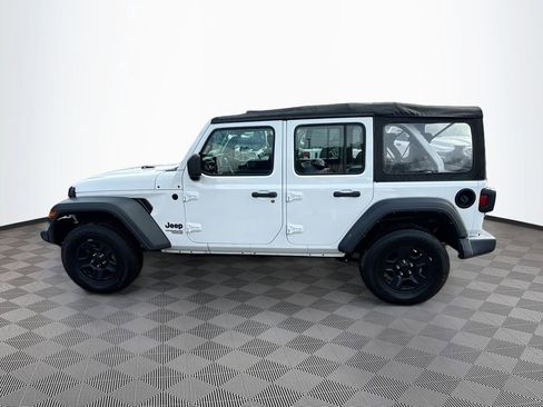 Used 2021 Jeep Wrangler Unlimited Sport image 9