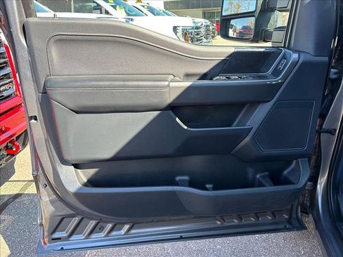 Used 2022 Ford F150 XLT w/ Equipment Group 302A High image 20