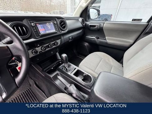 Used 2016 Toyota Tacoma SR w/ Towing Package image 33