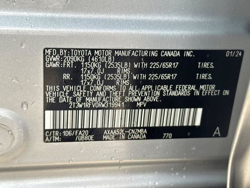 Used 2024 Toyota RAV4 XLE FWD image 31