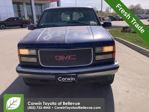 Used 1999 GMC Yukon SLE image 9