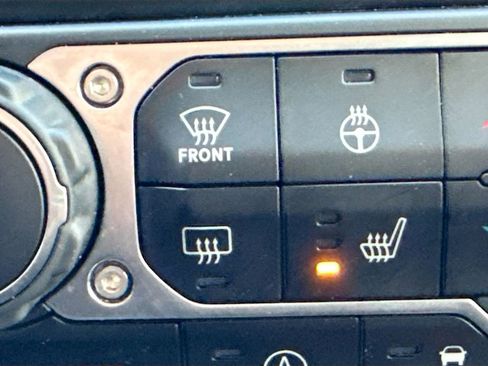 Used 2021 Jeep Wrangler Unlimited Rubicon AWD/4WD image 22