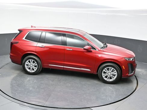 New 2025 Cadillac XT6 Luxury w/ LPO, Floor Liner Package image 32