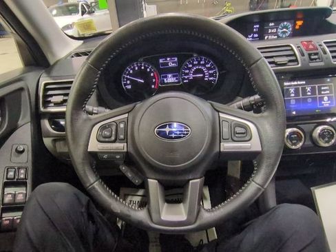 Used 2017 Subaru Forester 2.5i Limited image 6
