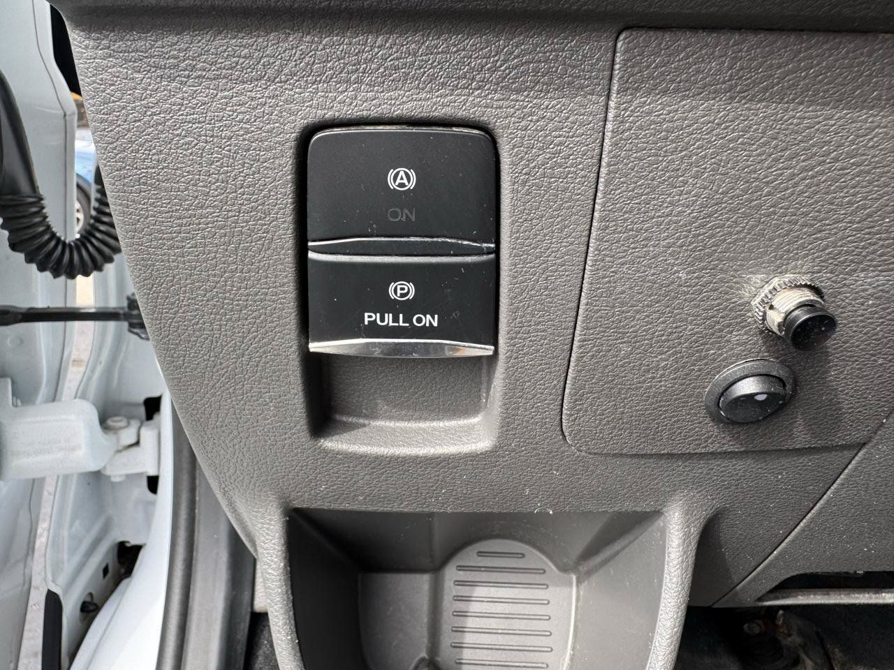 Used 2023 Ford Transit 250 Low Roof AWD image 28