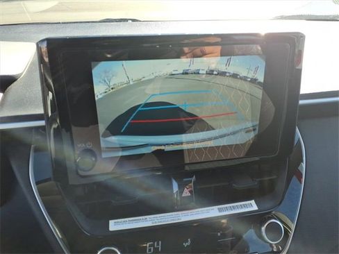 Used 2024 Toyota Corolla LE image 19