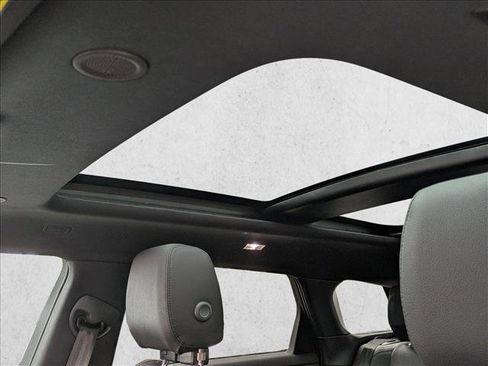 New 2026 Land Rover Range Rover Evoque S image 14