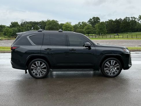 Used 2026 Lexus LX 700h Luxury w/ Appearance Package AWD/4WD image 8