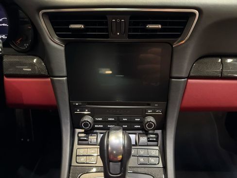 Used 2019 Porsche 911 Turbo S image 28