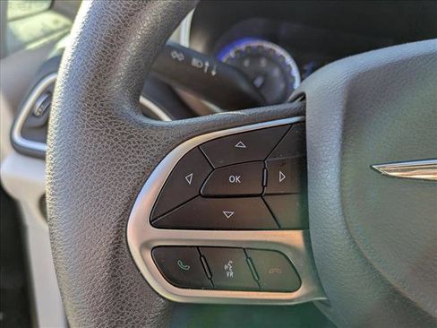 Used 2017 Chrysler Pacifica LX w/ Tire & Wheel Group image 13