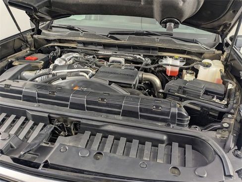 Certified 2024 Chevrolet Silverado 3500 LTZ w/ LTZ Plus Package image 36