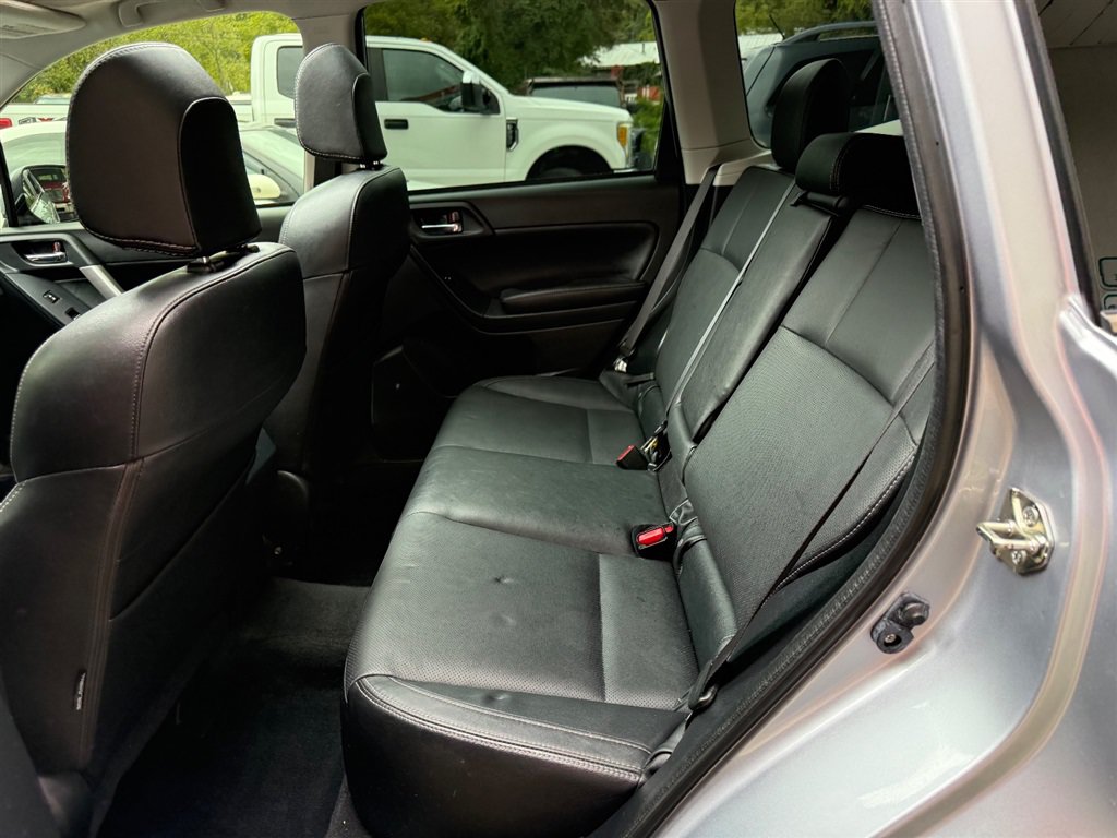 Used 2018 Subaru Forester 2.5i Limited AWD/4WD image 6
