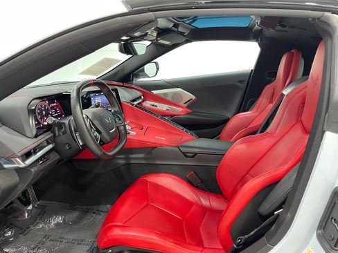 Used 2022 Chevrolet Corvette Stingray Preferred Cpe w/ Battery Protection Package RWD image 13