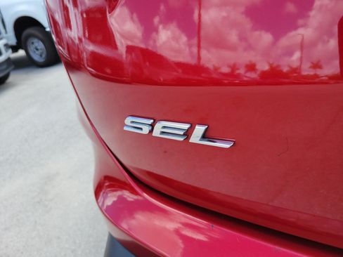 Used 2024 Ford Edge SEL w/ Convenience Package AWD/4WD image 30