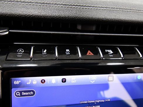 Used 2023 Jeep Grand Cherokee L Limited image 23