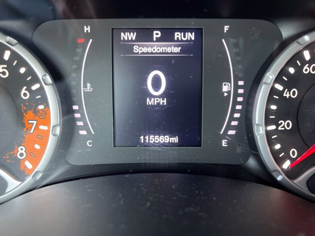 Used 2017 Jeep Renegade Latitude AWD/4WD image 13