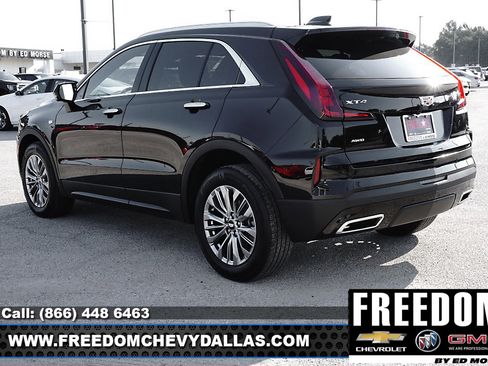 Used 2025 Cadillac XT4 Premium Luxury image 34