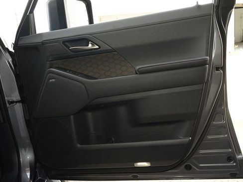 Used 2026 Lexus GX 550 w/ Accessory Package (2T) image 19