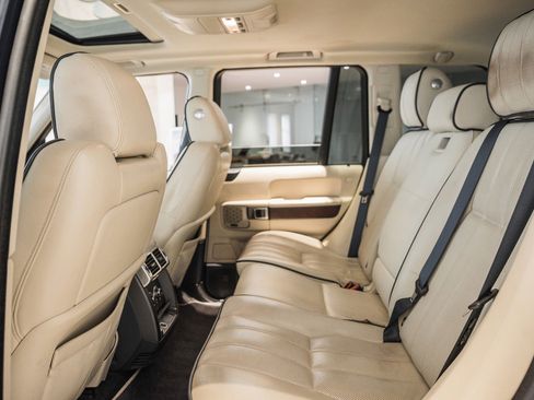 Used 2011 Land Rover Range Rover HSE LUX AWD/4WD image 8