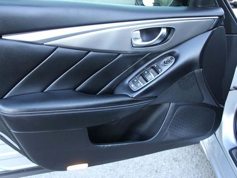 Used 2018 INFINITI Q50 Sport image 9