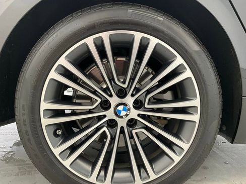 Used 2019 BMW 530i w/ Convenience Package image 20