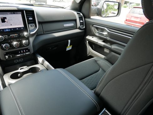 New 2026 RAM 1500 Big Horn AWD/4WD image 11