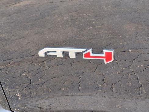 Used 2023 GMC Acadia AT4 w/ Preferred Package image 5