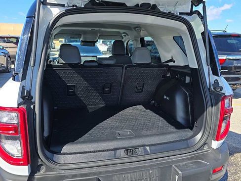 Used 2025 Ford Bronco Sport Badlands image 16