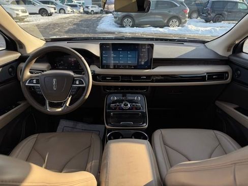 Certified 2023 Lincoln Nautilus Reserve w/ Luxury Package image 25