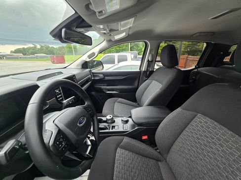 Used 2025 Ford Ranger XLT AWD/4WD image 3