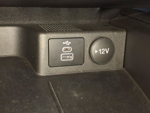 Certified 2025 Ford Escape ST-Line Select w/ Tech Pack #1 AWD/4WD image 17