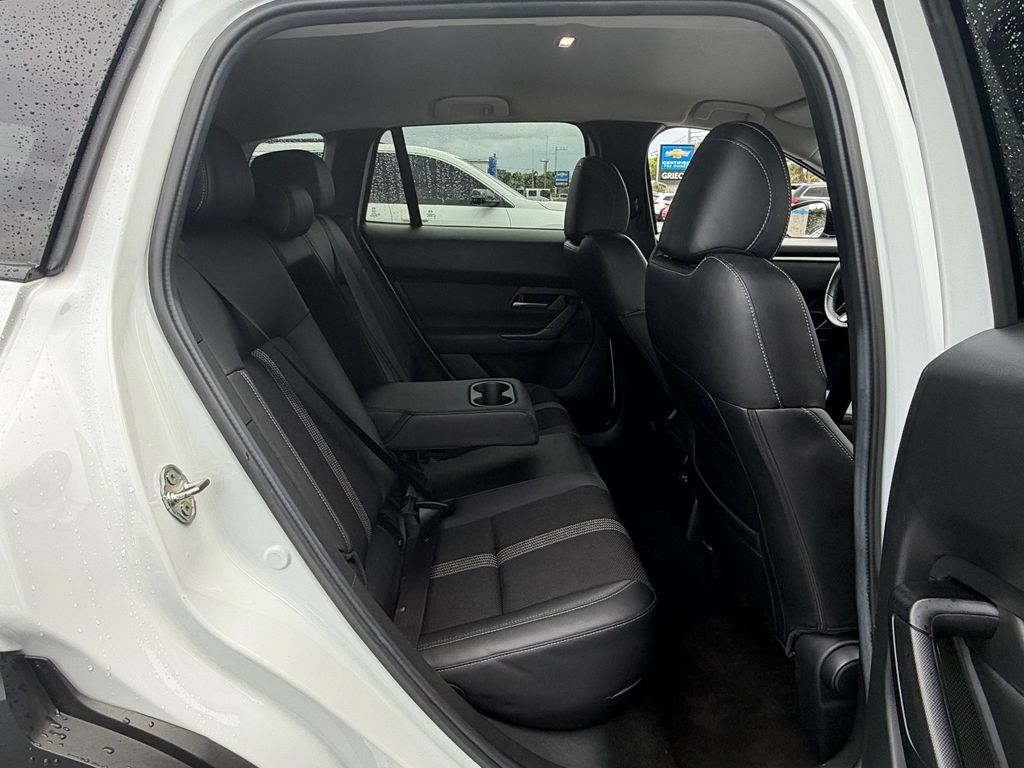 Used 2025 MAZDA CX-50 AWD 2.5 S w/ Preferred Package image 16