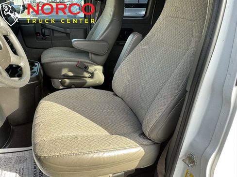 Used 2020 Chevrolet Express 3500 LT w/ LT Preferred Equipment Group image 19