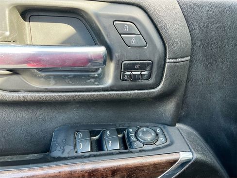 Used 2022 GMC Sierra 3500 Denali image 18