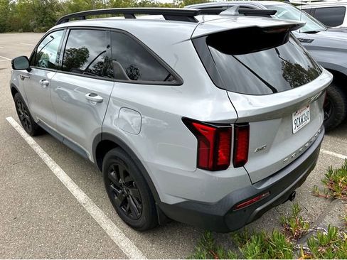 Used 2022 Kia Sorento S w/ Panoramic Sunroof Package AWD/4WD image 4