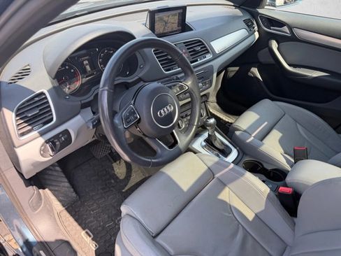 Used 2018 Audi Q3 2.0T Premium Plus w/ Premium Plus Package AWD/4WD image 10