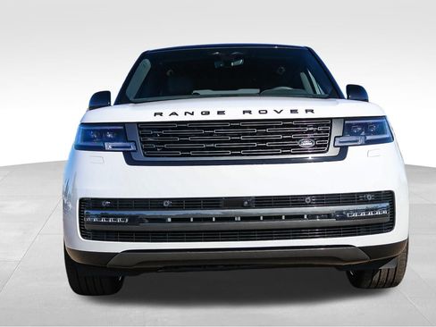 New 2026 Land Rover Range Rover SE image 2