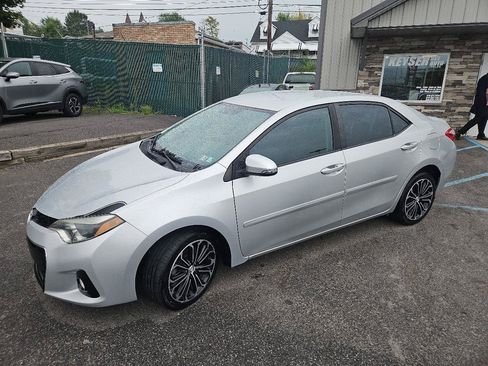 Used 2016 Toyota Corolla S w/ Body Protection Package #1 FWD image 33