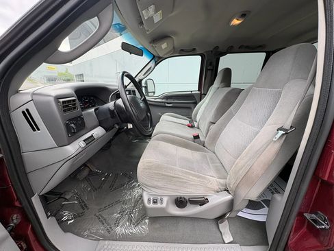 Used 2004 Ford F350 XLT AWD/4WD image 11