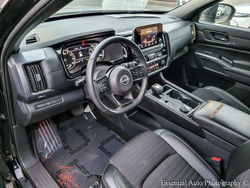 Used 2023 Nissan Pathfinder Rock Creek image 11