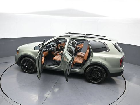 Certified 2025 Kia Telluride SX Prestige X-Line AWD/4WD image 45