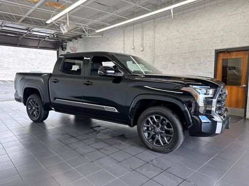 Certified 2025 Toyota Tundra Platinum AWD/4WD image 1