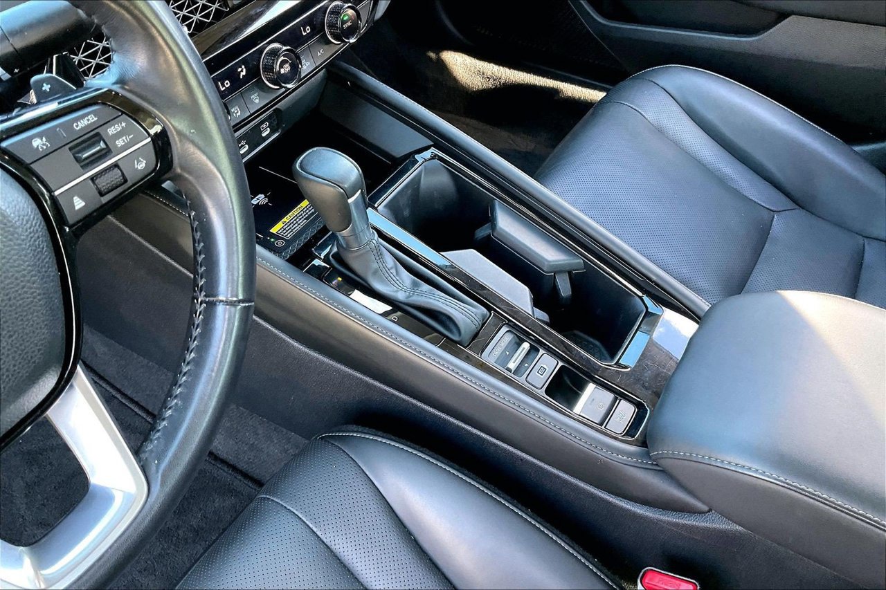 Used 2023 Honda Accord Touring image 32