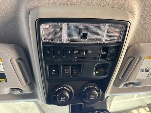 Certified 2022 Toyota 4Runner TRD Off-Road Premium image 34