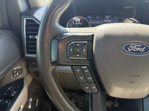 Used 2018 Ford Expedition Max Limited AWD/4WD image 28