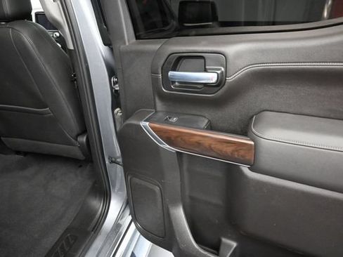 Used 2021 GMC Sierra 1500 SLT AWD/4WD image 13