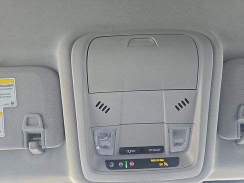 Used 2022 Chevrolet Equinox LT image 7