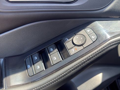 Certified 2026 Nissan Rogue SV AWD/4WD image 12