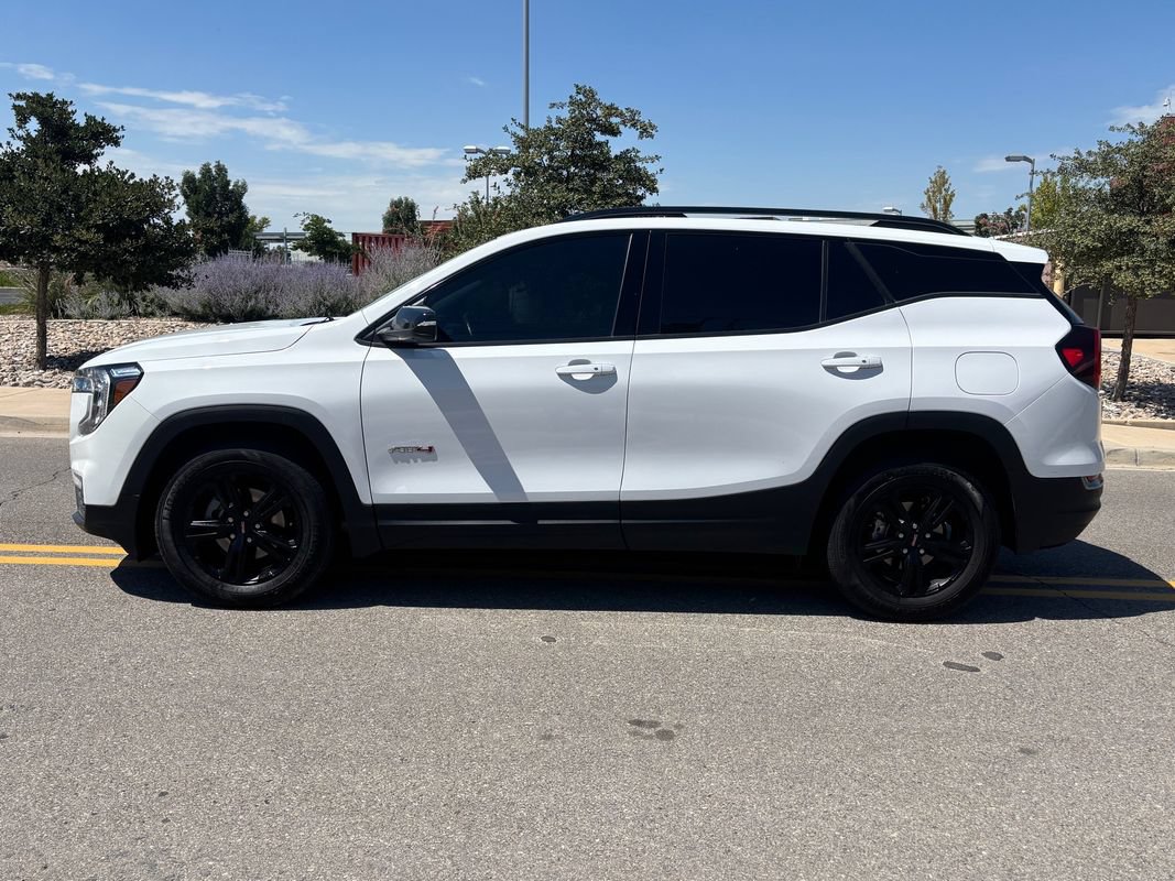 Used 2022 GMC Terrain AT4 w/ Infotainment Package II AWD/4WD image 2